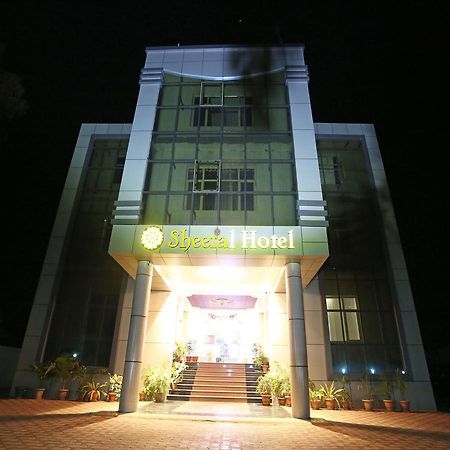 Oyo 4635 Sheetal Hotel Haldwāni Dış mekan fotoğraf
